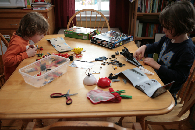 lego-constructing